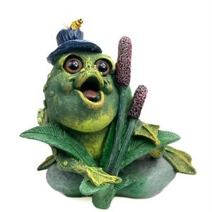 Vintage Frog with Bumblebee on Hat, Collectible Character by Pete Apsit